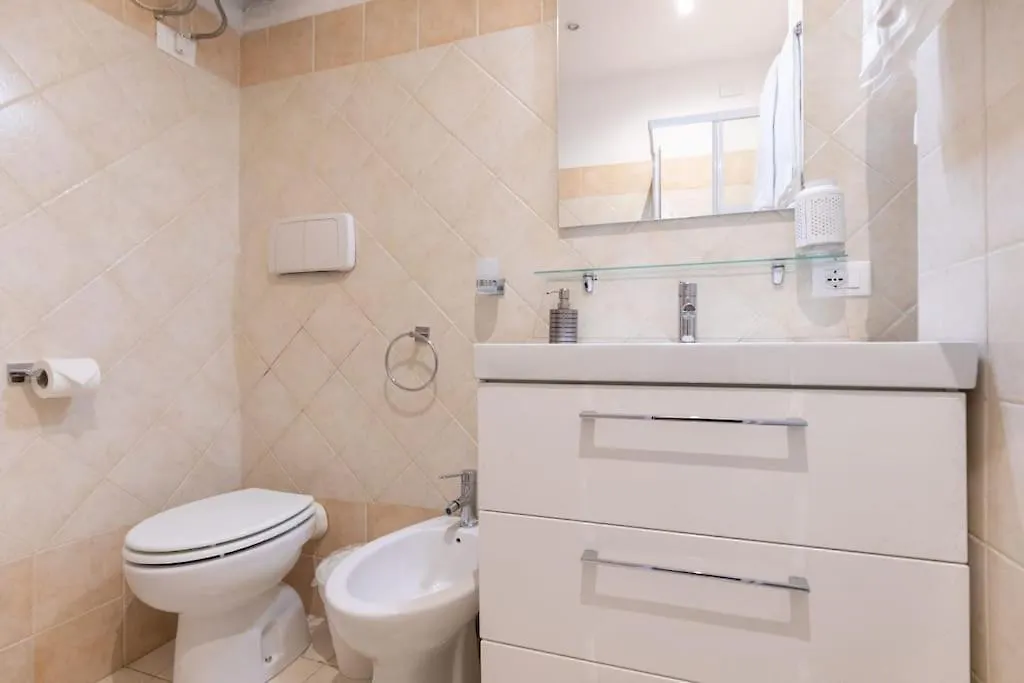 Private Suite In A Guest House With Private Bathroom N3 Rome 0*,